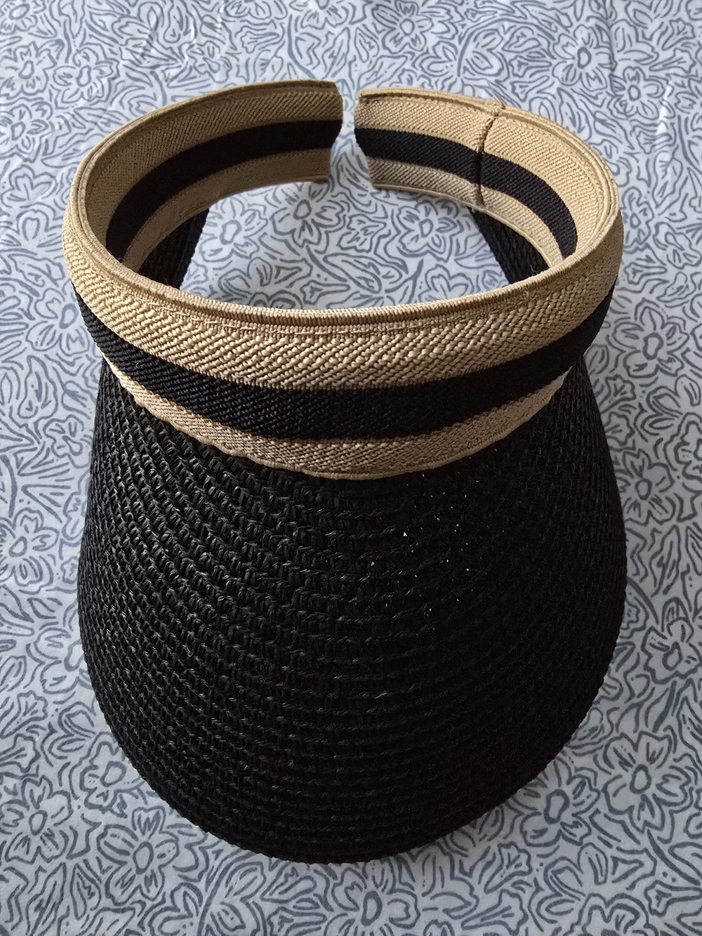 Woven Straw Sun Visor - Black and Tan